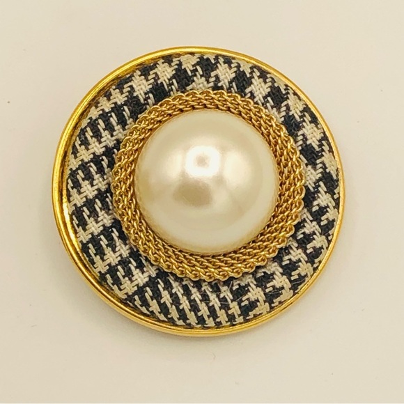 Vintage 80s Statement Earrings - Picture 3 of 5